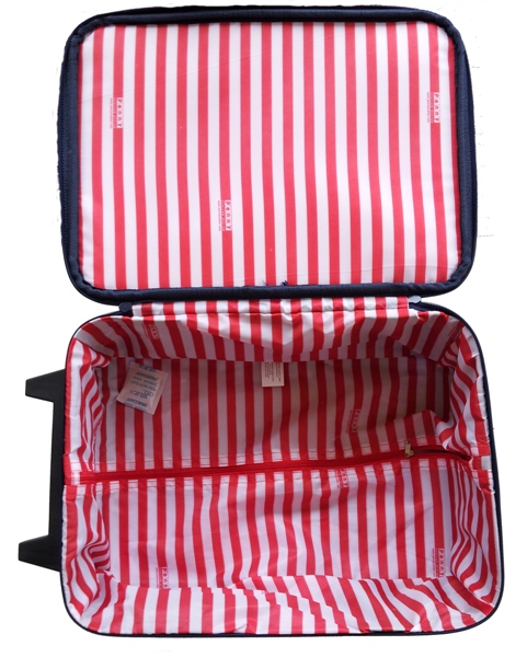 Fully lined compartment Fully lined compartment